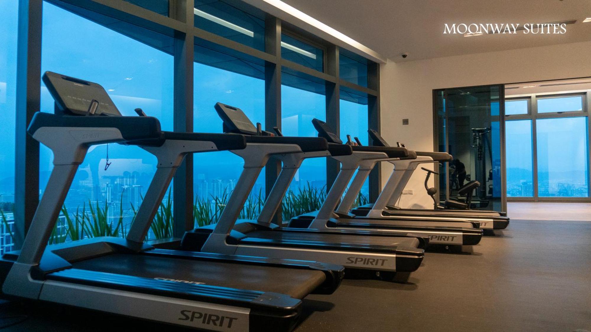 Moonway Suites At Eaton Klcc กัวลาลัมเปอร์ ภายนอก รูปภาพ